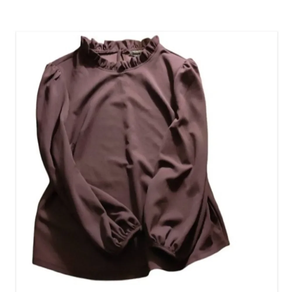 Ann Taylor, burgundy ruffle collar, - Picture 2 of 4